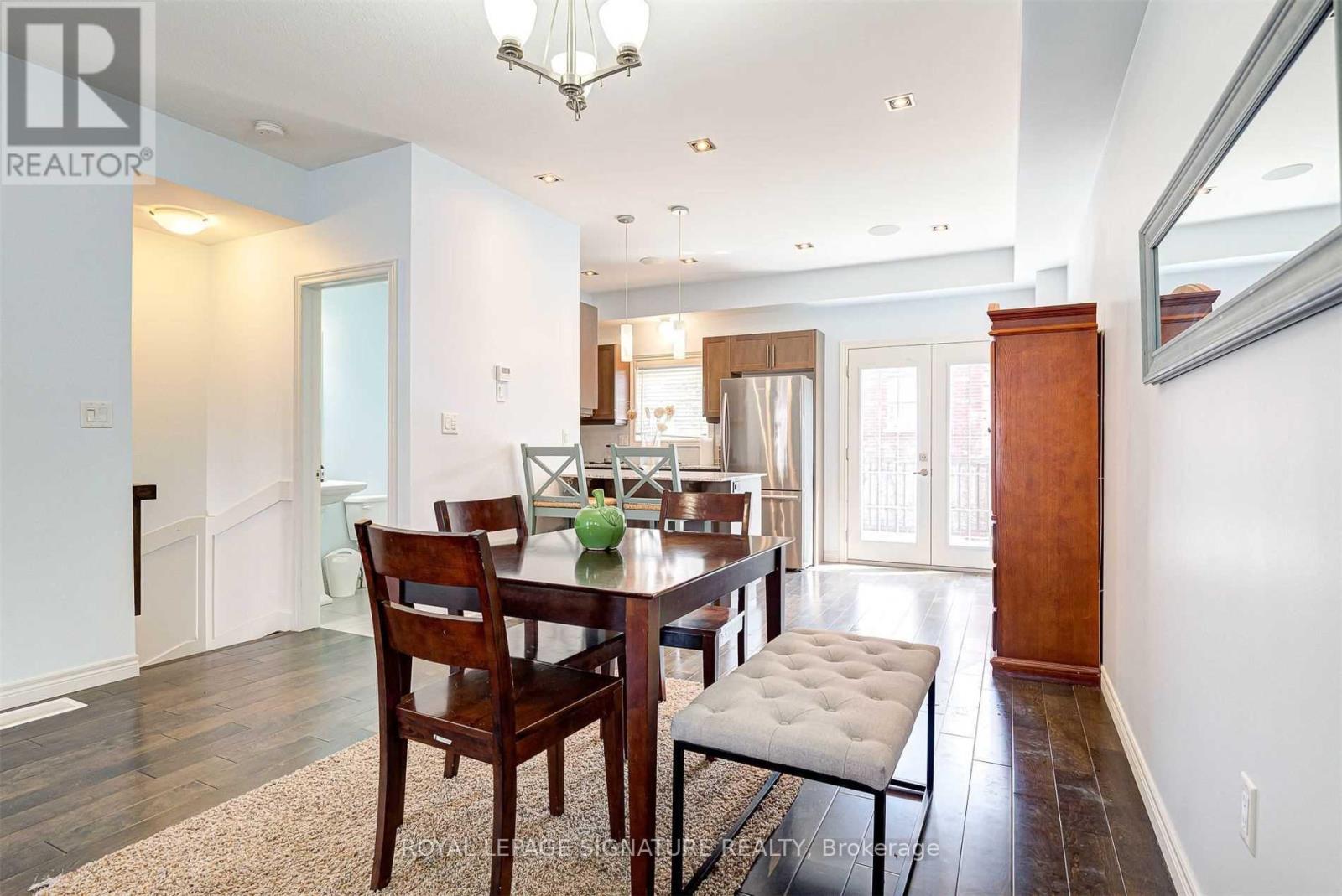 Upper - 16 Whitehaven Lane, Kitchener, Ontario  N2H 0B3 - Photo 8 - X12787172