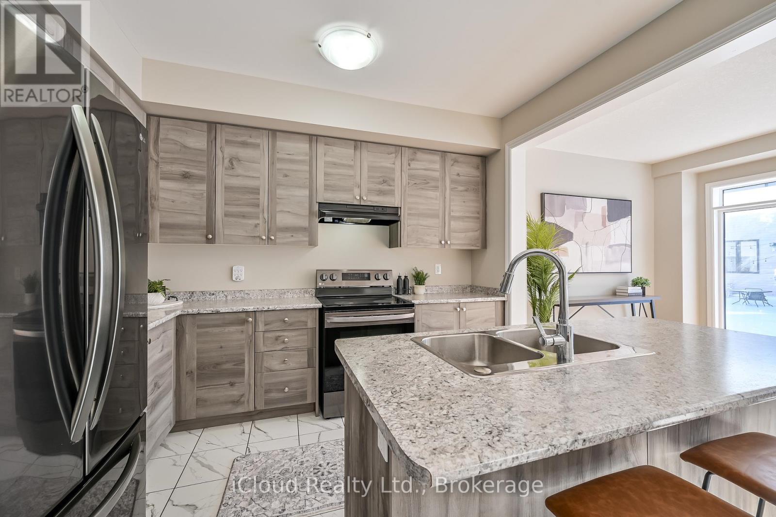 13 Gunn Avenue, Brantford, Ontario  N3T 0V3 - Photo 14 - X12787194