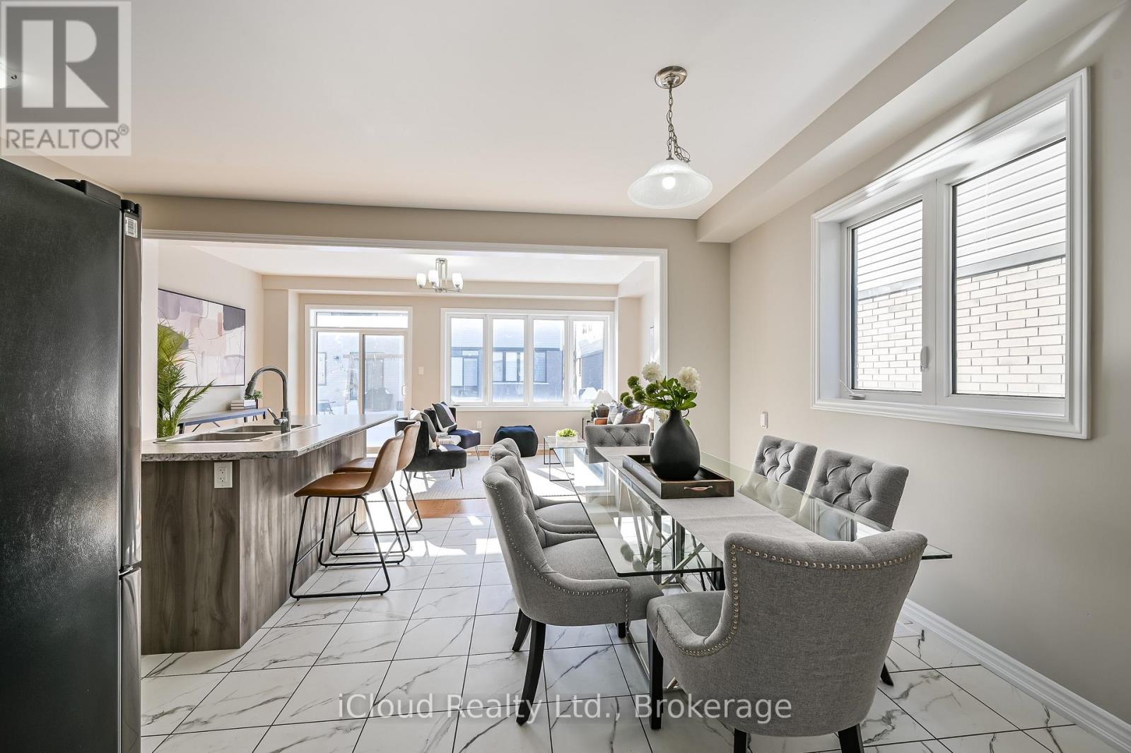 13 Gunn Avenue, Brantford, Ontario  N3T 0V3 - Photo 4 - X12787194