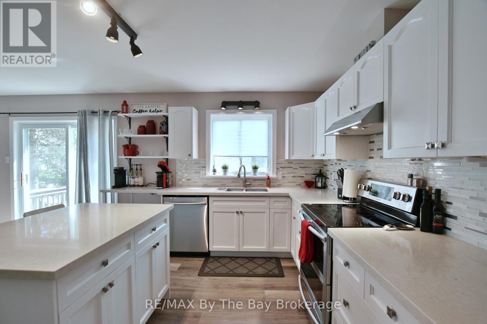 8 Pridham Court, Wasaga Beach, Ontario  L9Z 1M4 - Photo 23 - S12787216