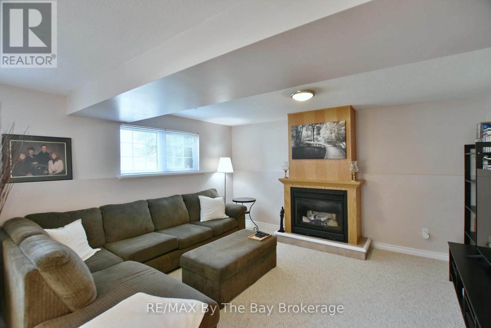 8 Pridham Court, Wasaga Beach, Ontario  L9Z 1M4 - Photo 35 - S12787216