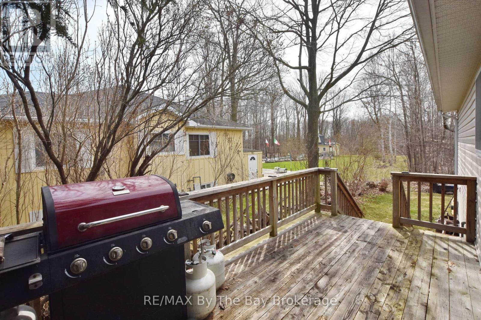 8 Pridham Court, Wasaga Beach, Ontario  L9Z 1M4 - Photo 6 - S12787216