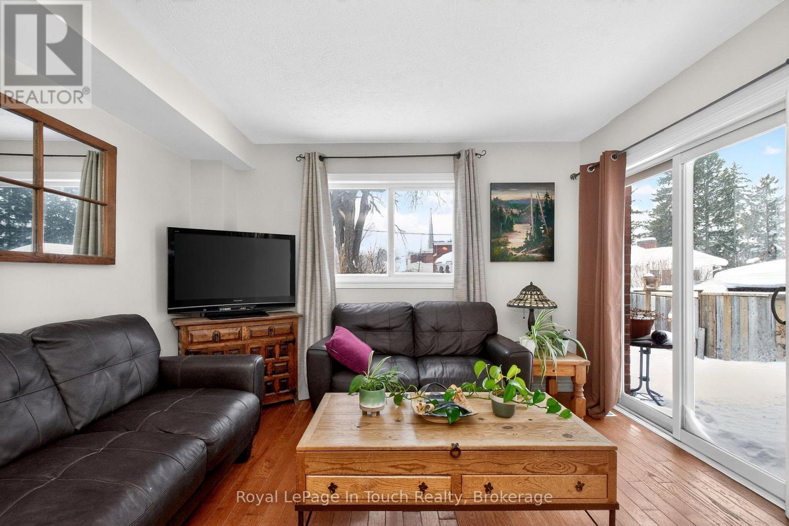 42 Owen Street, Penetanguishene, Ontario L9M 1M8 - Photo 19 - S12787254