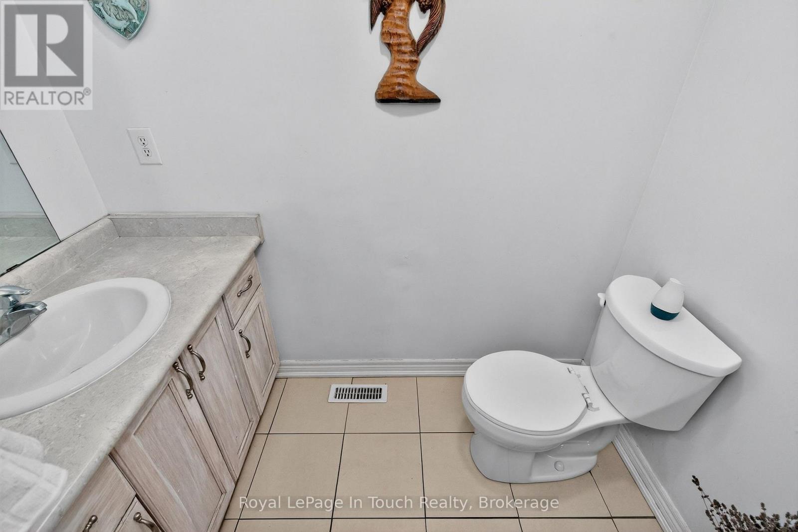 42 Owen Street, Penetanguishene, Ontario L9M 1M8 - Photo 20 - S12787254