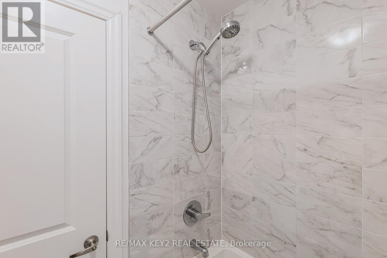 75 Pear Blossom Way, East Gwillimbury, Ontario  L9N 0T3 - Photo 37 - N12786782