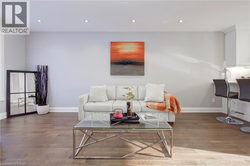 214 Ross Lane, Oakville, Ontario  L6H 5K5 - Photo 7 - 40799266