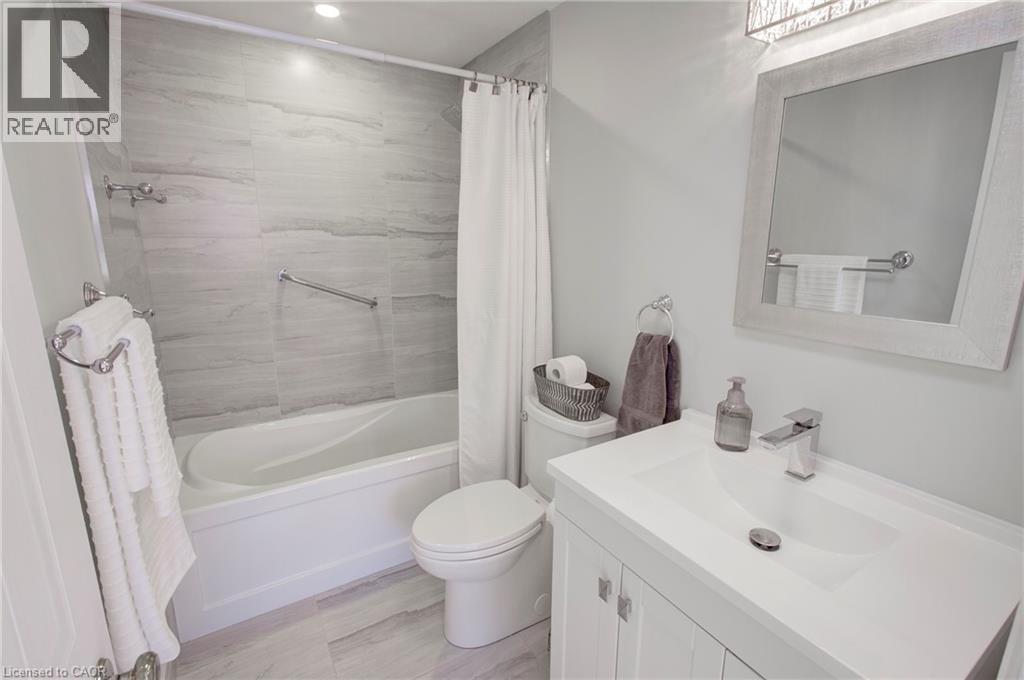 214 Ross Lane, Oakville, Ontario  L6H 5K5 - Photo 29 - 40799266