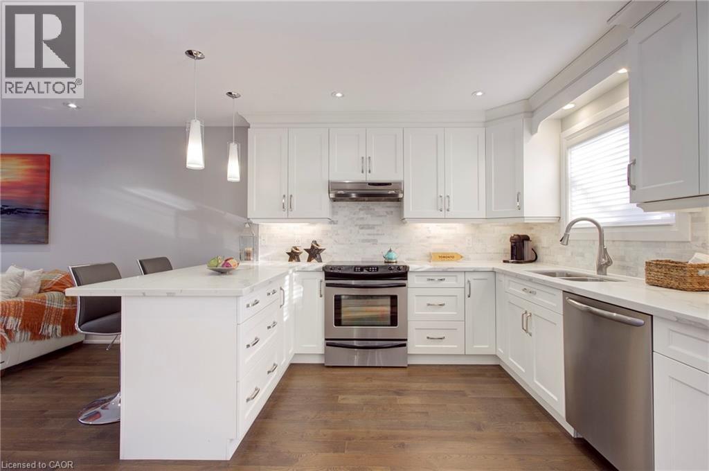 214 Ross Lane, Oakville, Ontario  L6H 5K5 - Photo 13 - 40799266