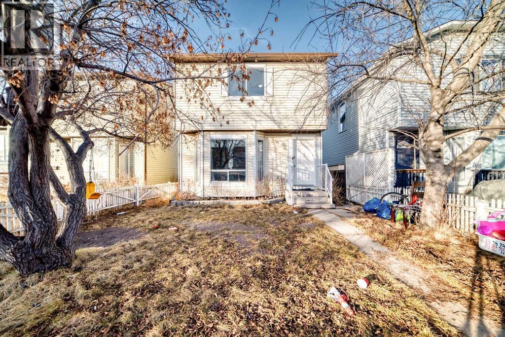 46 Martindale Mews Ne, Calgary, Alberta  T3J 2V5 - Photo 1 - A2285840