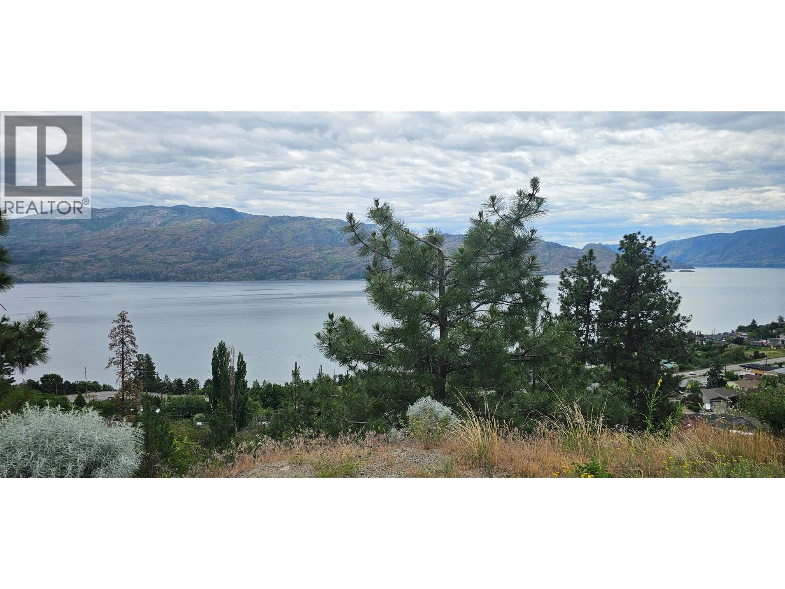 5165 MacNeill Court, peachland, British Columbia