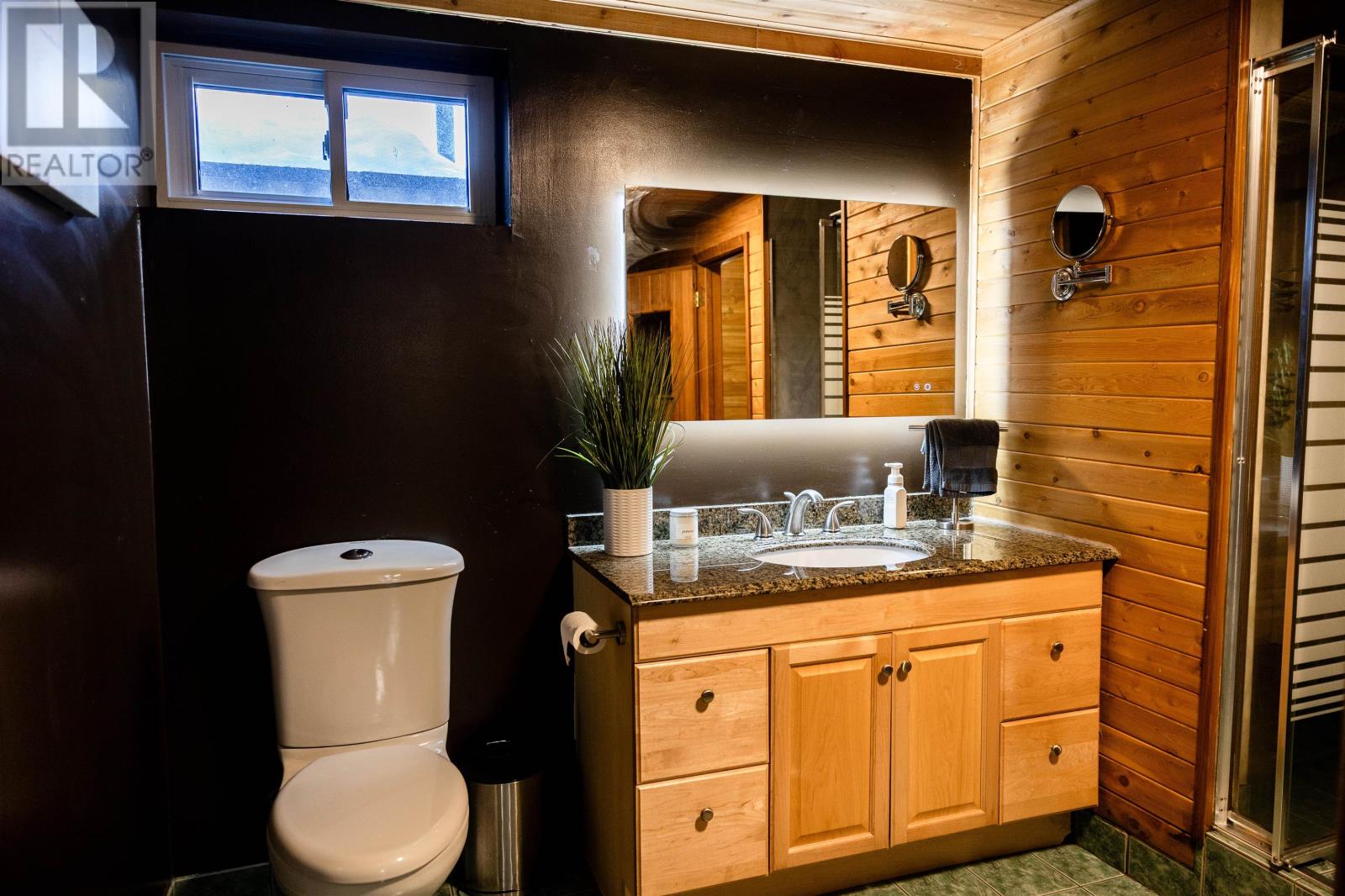 127 Elmwood Cres, Thunder Bay, Ontario  P7E 6A6 - Photo 37 - TB2600234