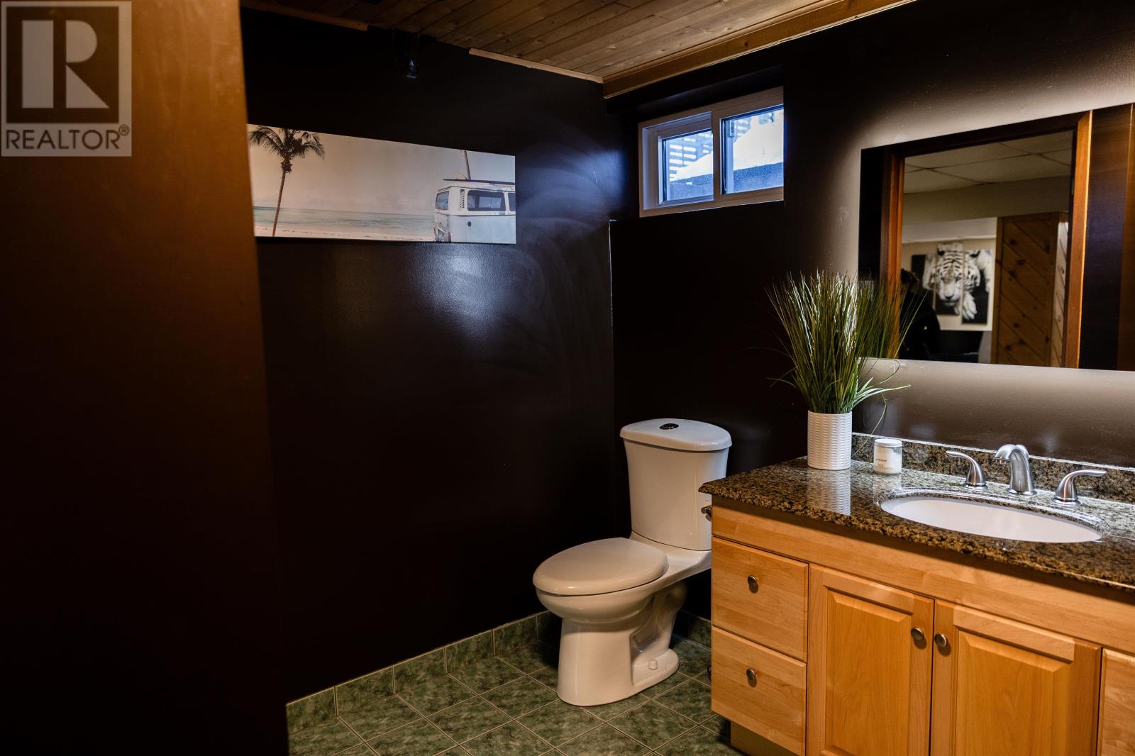 127 Elmwood Cres, Thunder Bay, Ontario  P7E 6A6 - Photo 38 - TB2600234