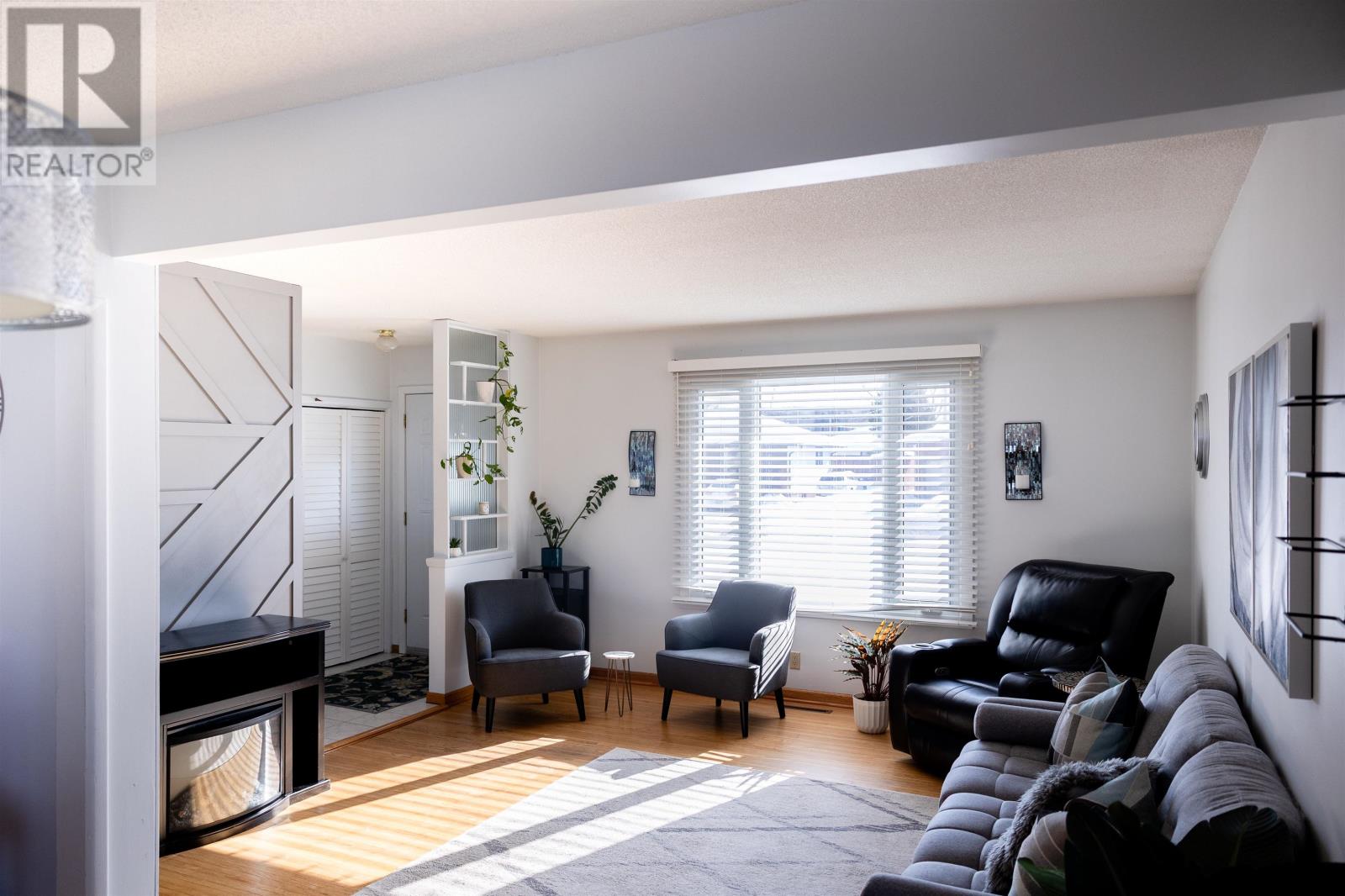 127 Elmwood Cres, Thunder Bay, Ontario  P7E 6A6 - Photo 6 - TB2600234