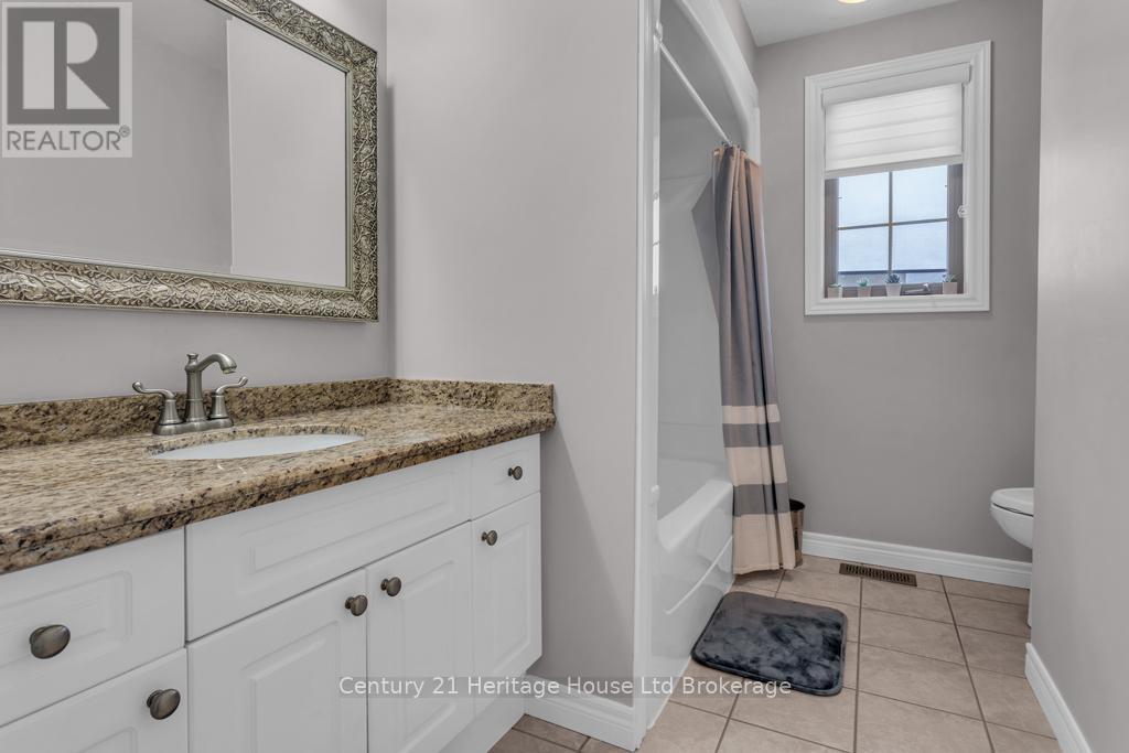 21 St Michaels Street, Norfolk, Ontario  N4B 3C8 - Photo 18 - X12787250