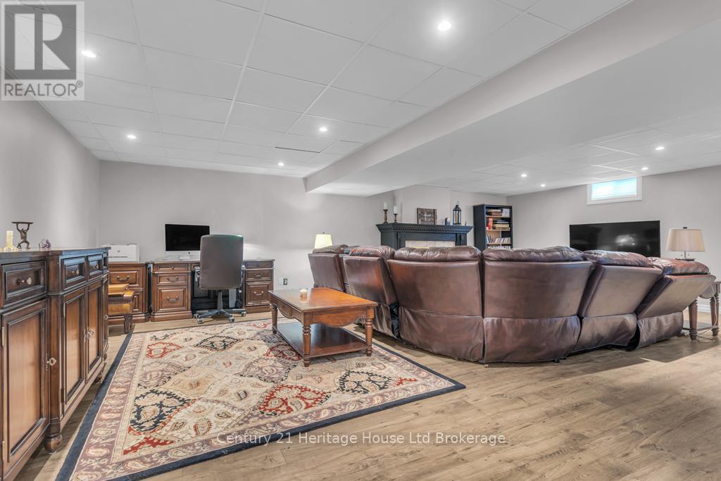 21 St Michaels Street, Norfolk, Ontario  N4B 3C8 - Photo 22 - X12787250