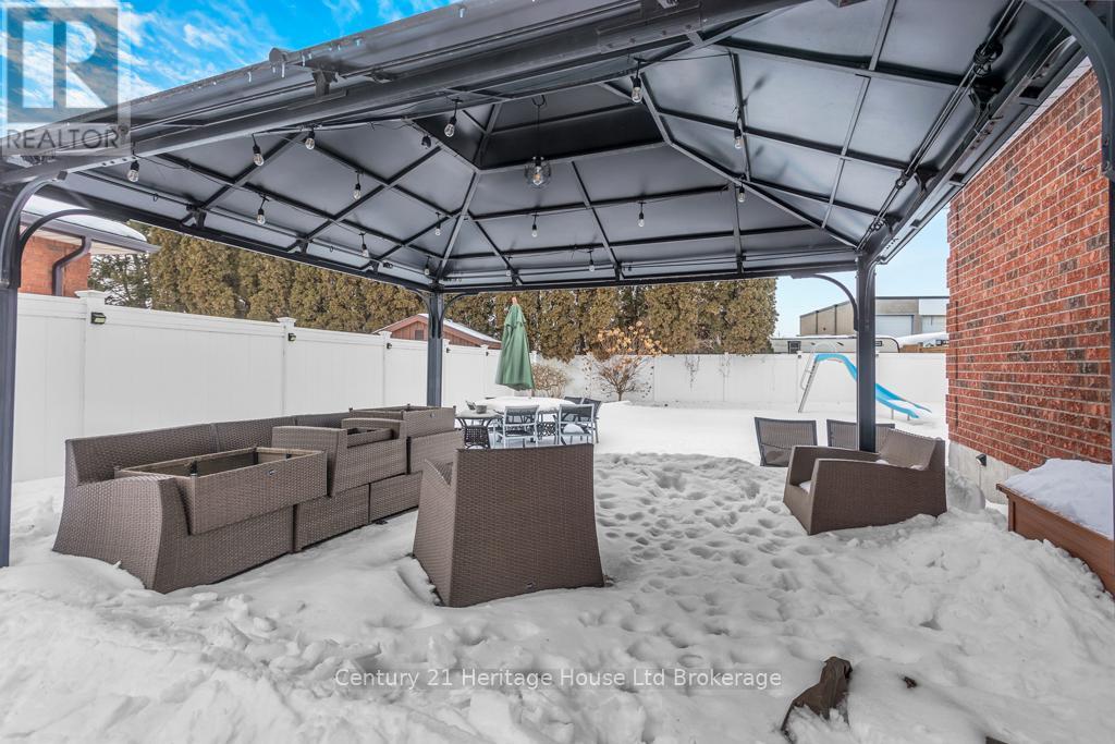 21 St Michaels Street, Norfolk, Ontario  N4B 3C8 - Photo 30 - X12787250