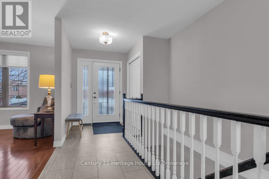 21 St Michaels Street, Norfolk, Ontario  N4B 3C8 - Photo 5 - X12787250