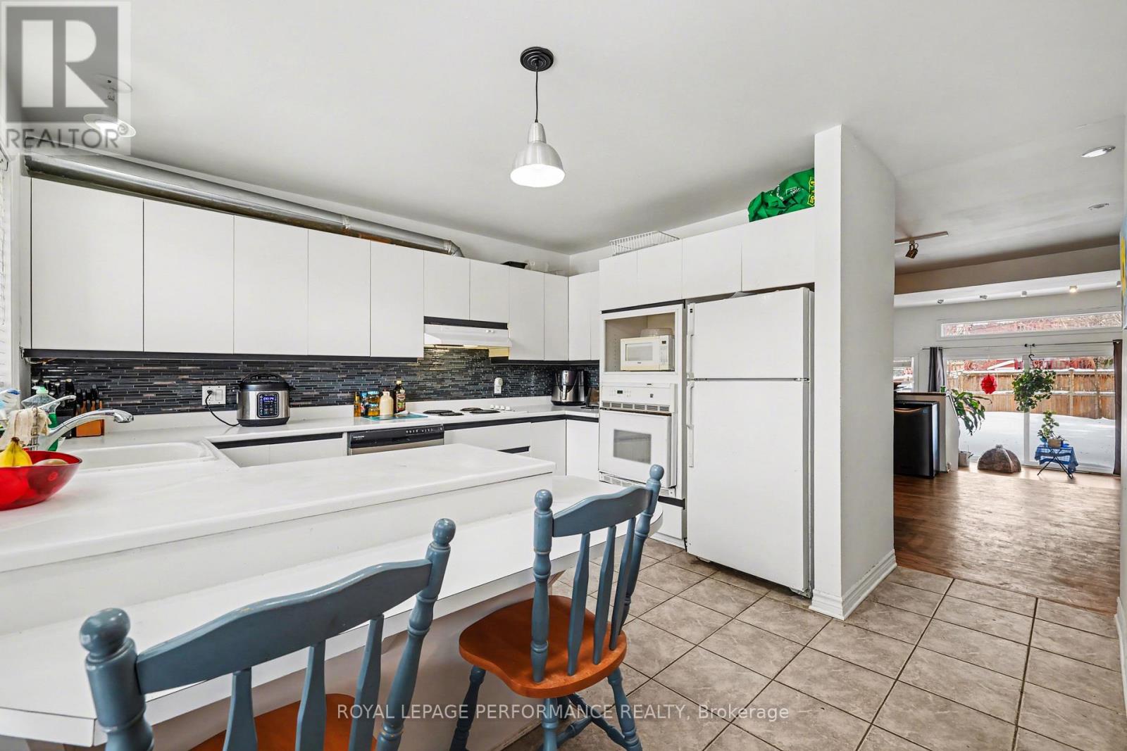 157 Russell Avenue, Ottawa, Ontario  K1N 7X3 - Photo 7 - X12784790