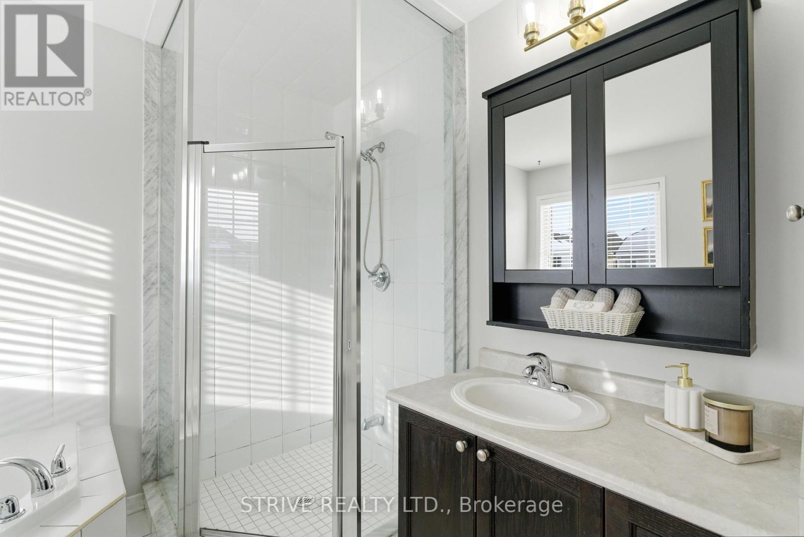 54 Allworth Crescent, Clarington, Ontario  L1C 0B3 - Photo 24 - E12787228