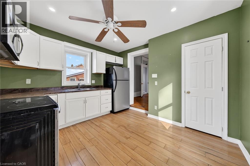 104 William Street, Brantford, Ontario  N3T 3L1 - Photo 13 - 40799726