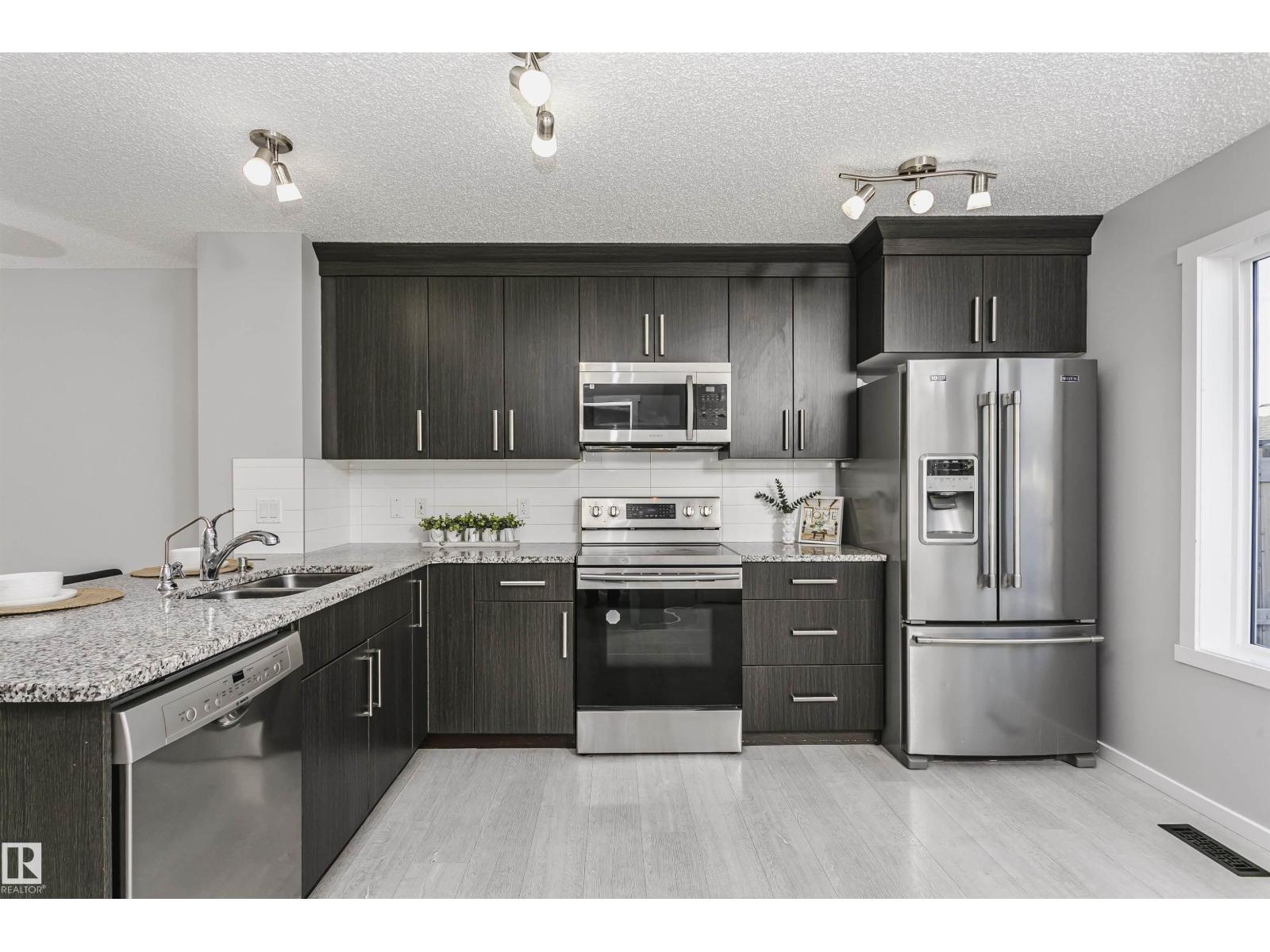 291 Edgemont Rd Nw, Edmonton, Alberta  T6M 0V5 - Photo 9 - E4472697