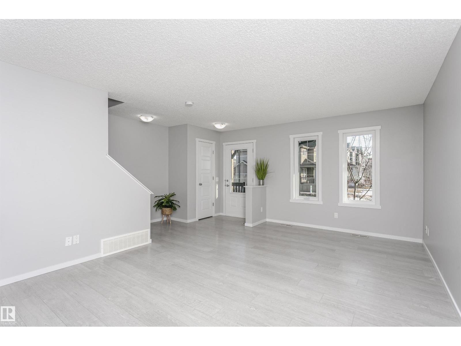 291 Edgemont Rd Nw, Edmonton, Alberta  T6M 0V5 - Photo 7 - E4472697