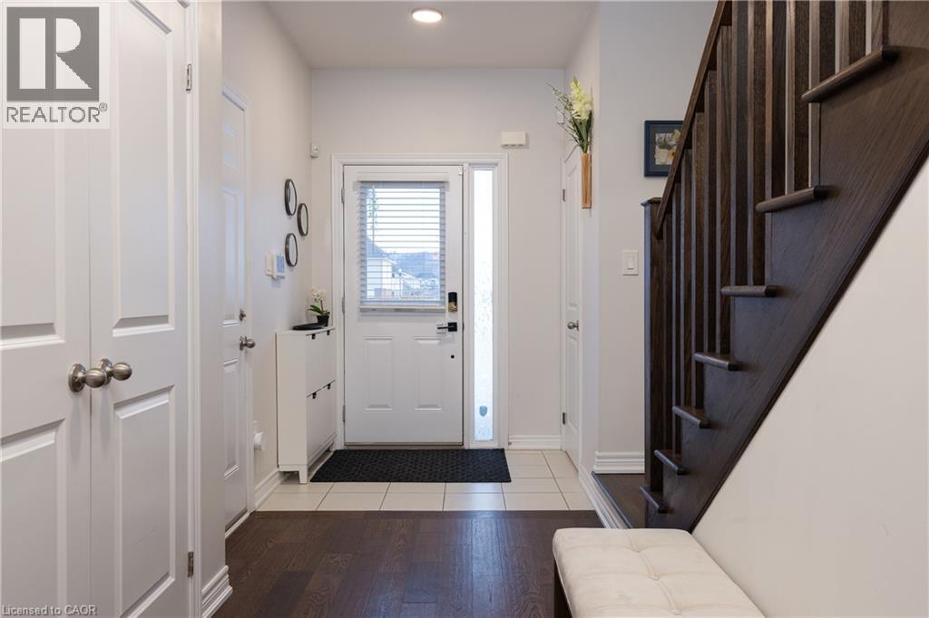 31 Pinot Crescent, Stoney Creek, Ontario  L8E 0J8 - Photo 3 - 40805140