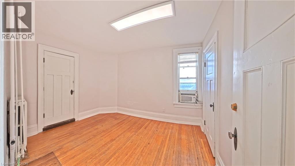 429 S Queen Street S, Kitchener, Ontario  N2G 1W6 - Photo 13 - 40805130