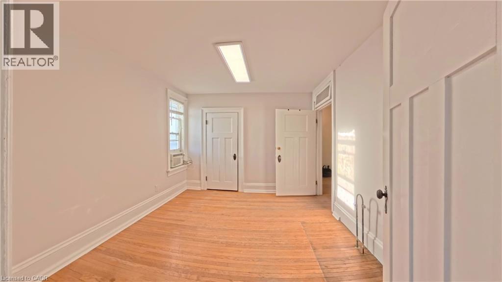 429 S Queen Street S, Kitchener, Ontario  N2G 1W6 - Photo 16 - 40805130