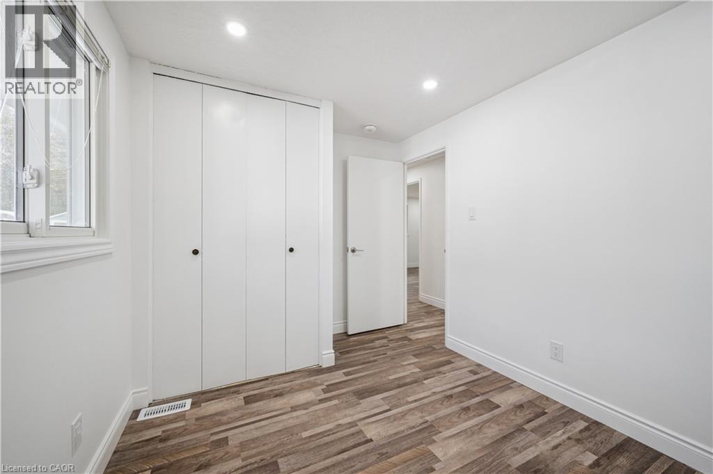 118 Selkirk Drive, Kitchener, Ontario  N2E 1M4 - Photo 14 - 40805121