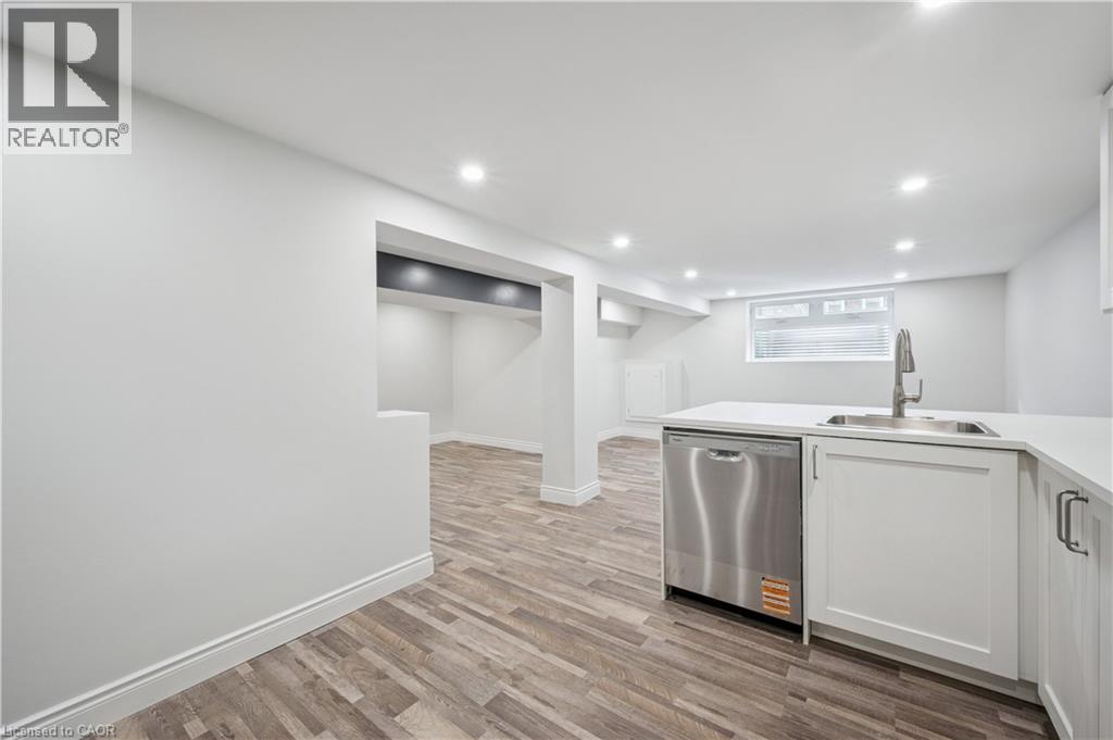 118 Selkirk Drive, Kitchener, Ontario  N2E 1M4 - Photo 27 - 40805121