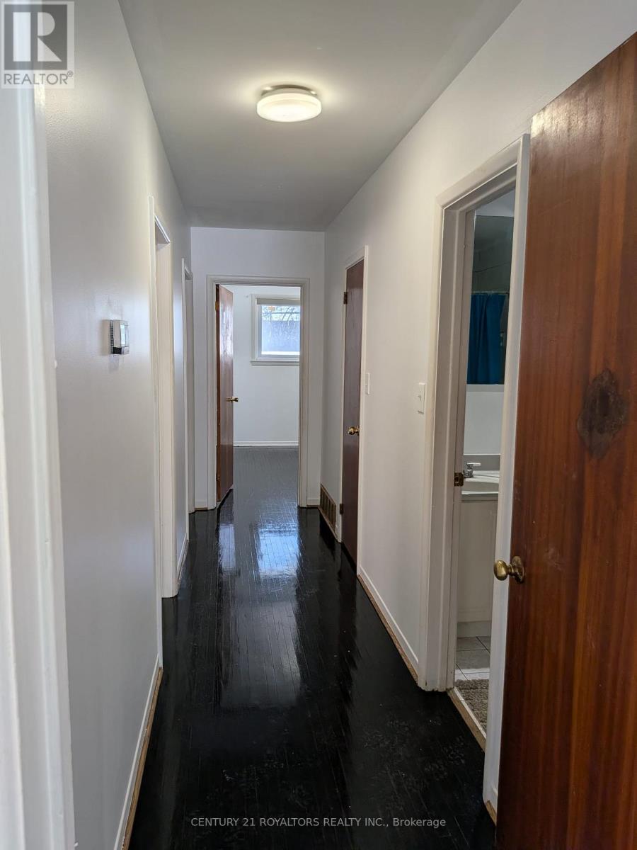 50 Marbury Crescent, Toronto, Ontario  M3A 2G2 - Photo 8 - C12787246