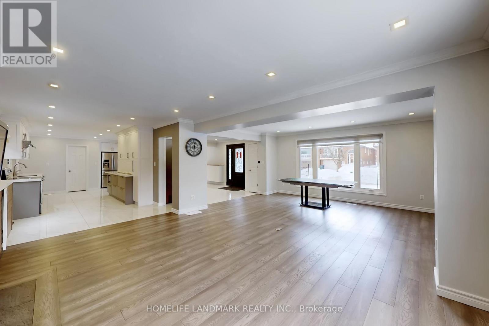 43 Triangle Villas Drive, Toronto, Ontario  M1W 3L1 - Photo 10 - E12787212