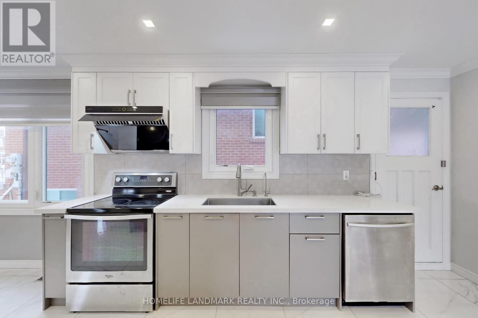 43 Triangle Villas Drive, Toronto, Ontario  M1W 3L1 - Photo 13 - E12787212