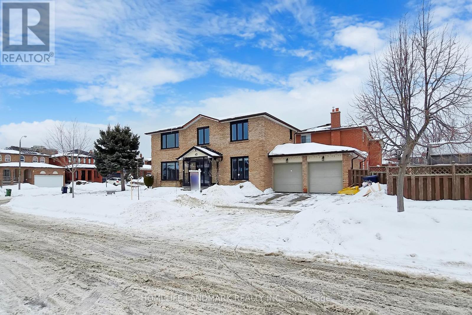 43 Triangle Villas Drive, Toronto, Ontario  M1W 3L1 - Photo 2 - E12787212