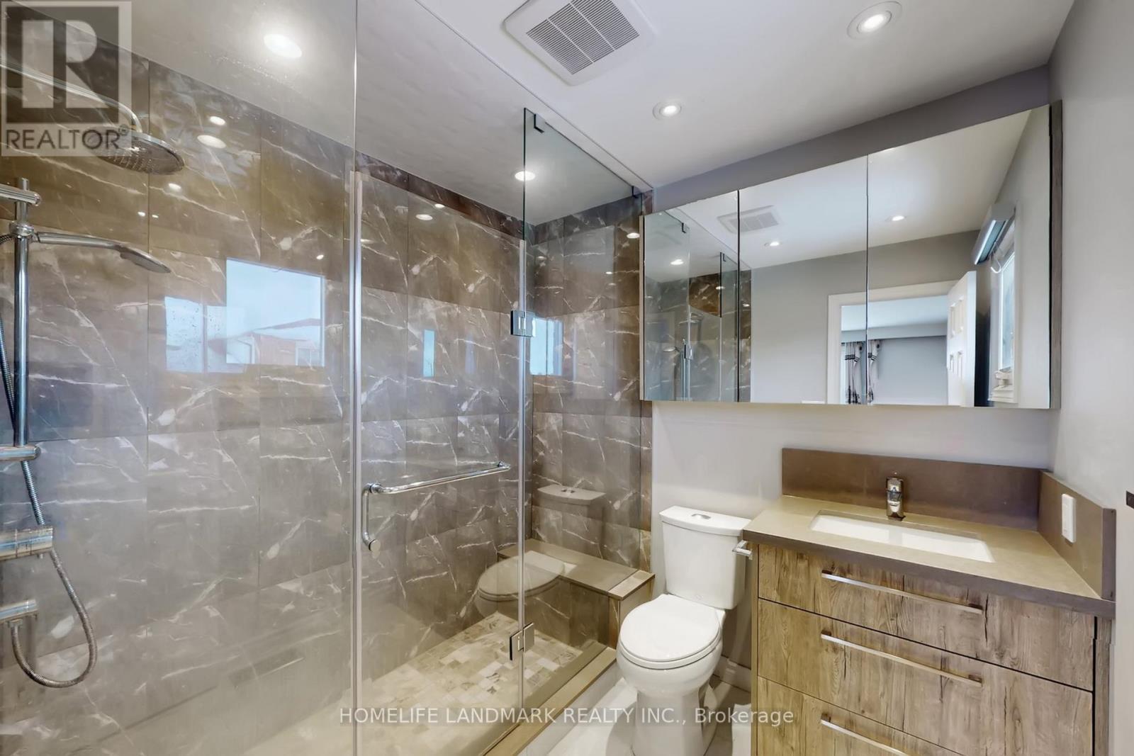 43 Triangle Villas Drive, Toronto, Ontario  M1W 3L1 - Photo 24 - E12787212