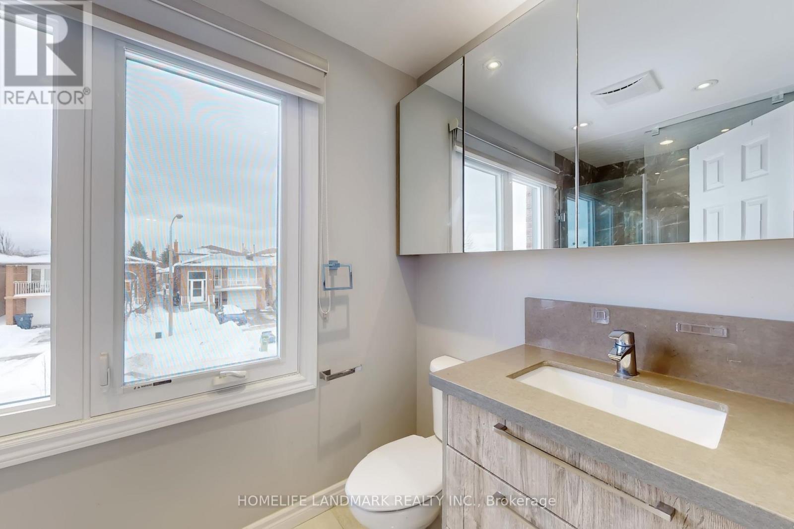 43 Triangle Villas Drive, Toronto, Ontario  M1W 3L1 - Photo 29 - E12787212