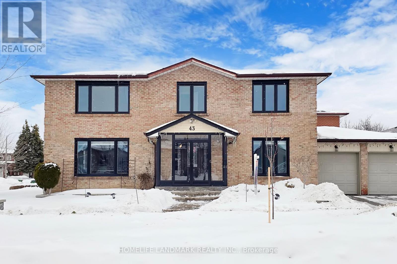 43 Triangle Villas Drive, Toronto, Ontario  M1W 3L1 - Photo 4 - E12787212