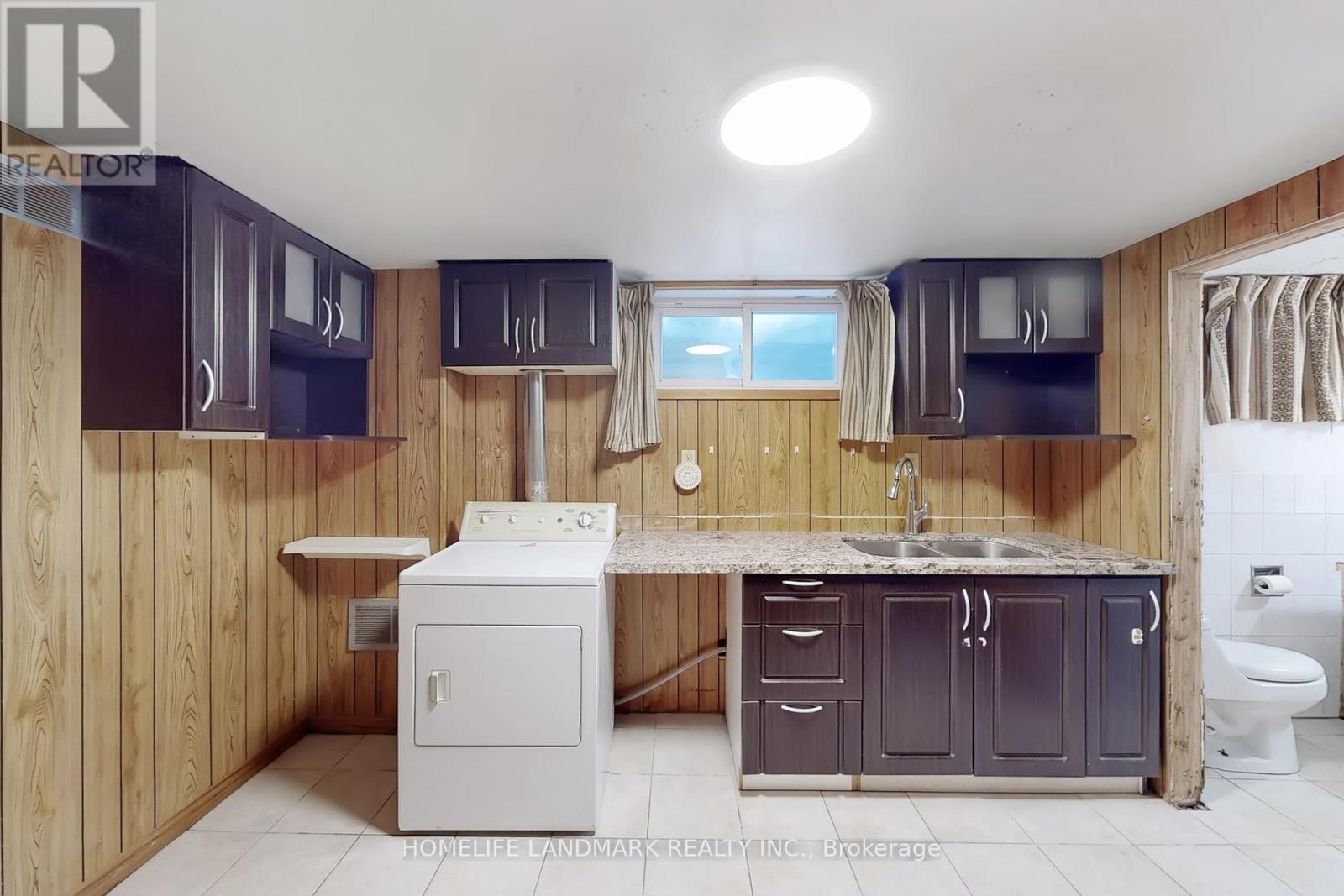 43 Triangle Villas Drive, Toronto, Ontario  M1W 3L1 - Photo 40 - E12787212