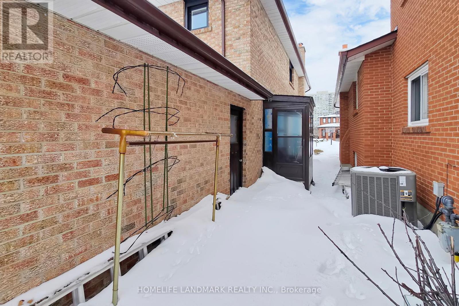 43 Triangle Villas Drive, Toronto, Ontario  M1W 3L1 - Photo 49 - E12787212