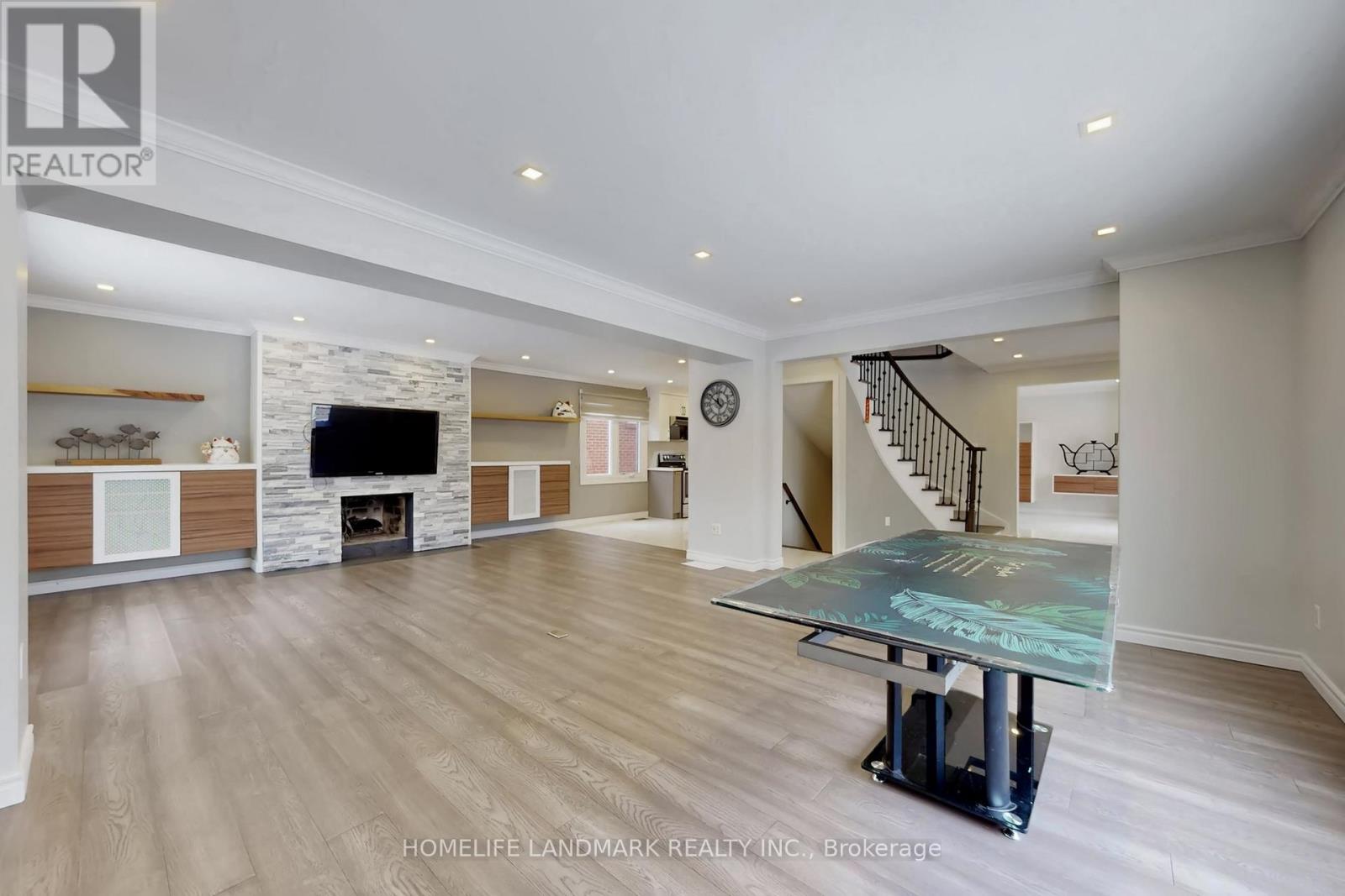 43 Triangle Villas Drive, Toronto, Ontario  M1W 3L1 - Photo 8 - E12787212