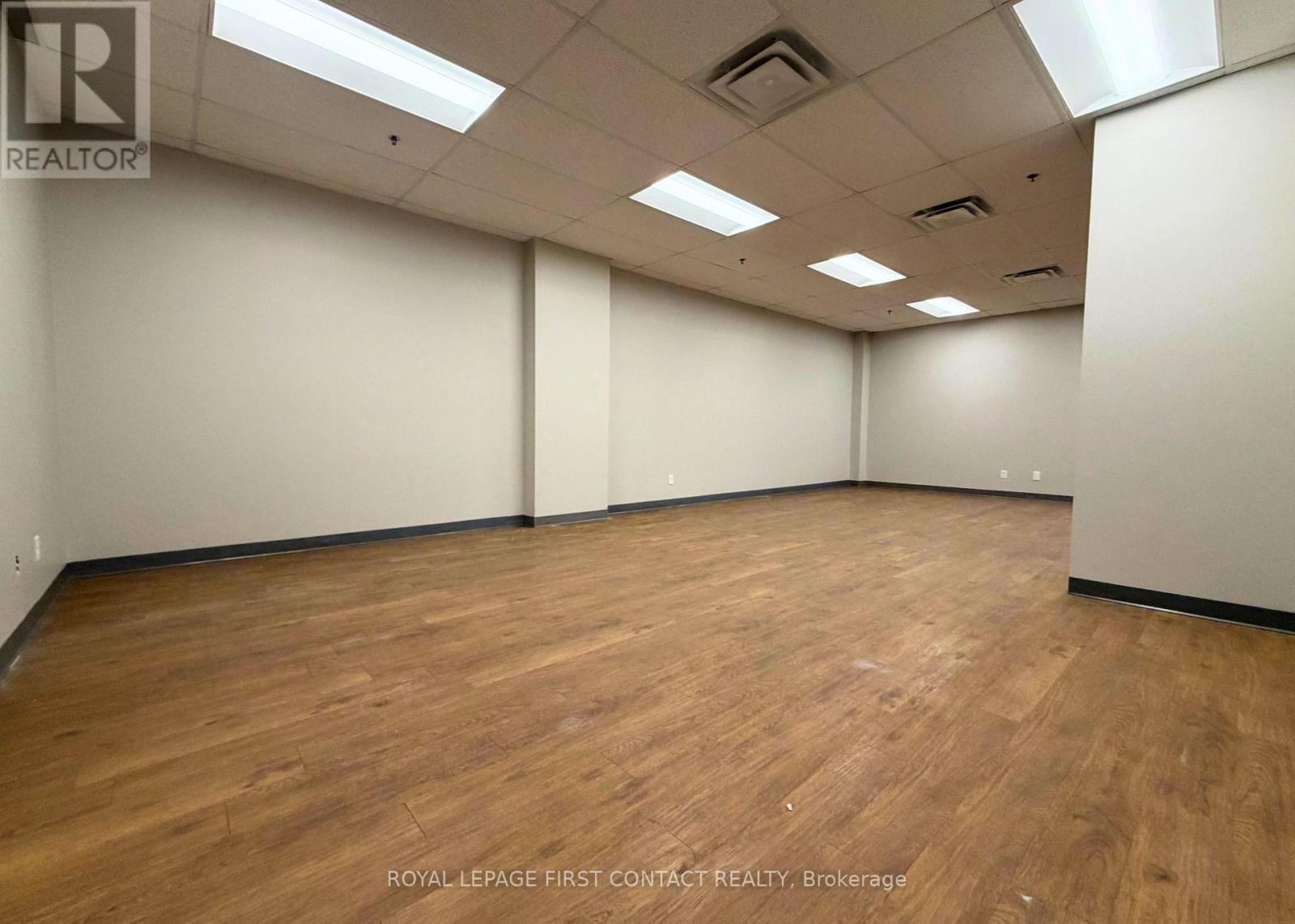 103 - 11 Lakeside Terrace, Barrie, Ontario  L4M 0H9 - Photo 10 - S12662568