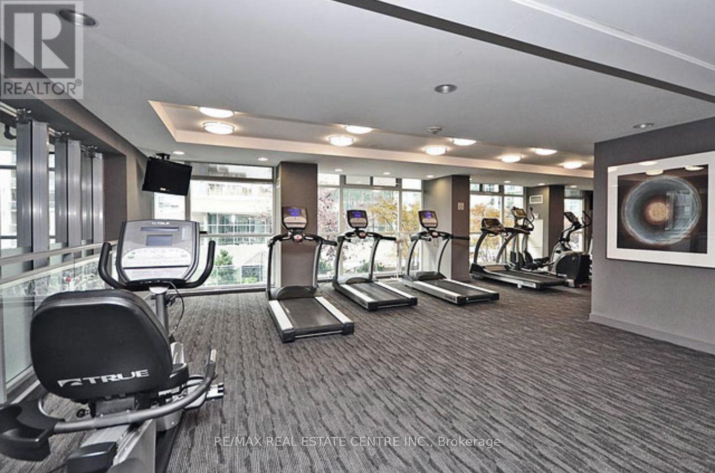 711 - 223 Webb Drive, Mississauga, Ontario  L5B 3W4 - Photo 20 - W12776640