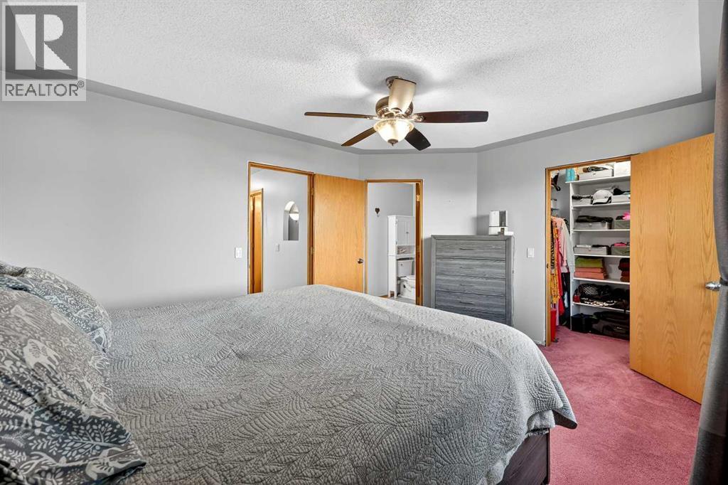 1336 Meadowbrook Drive Se, Airdrie, Alberta  T4A 2B3 - Photo 21 - A2279536