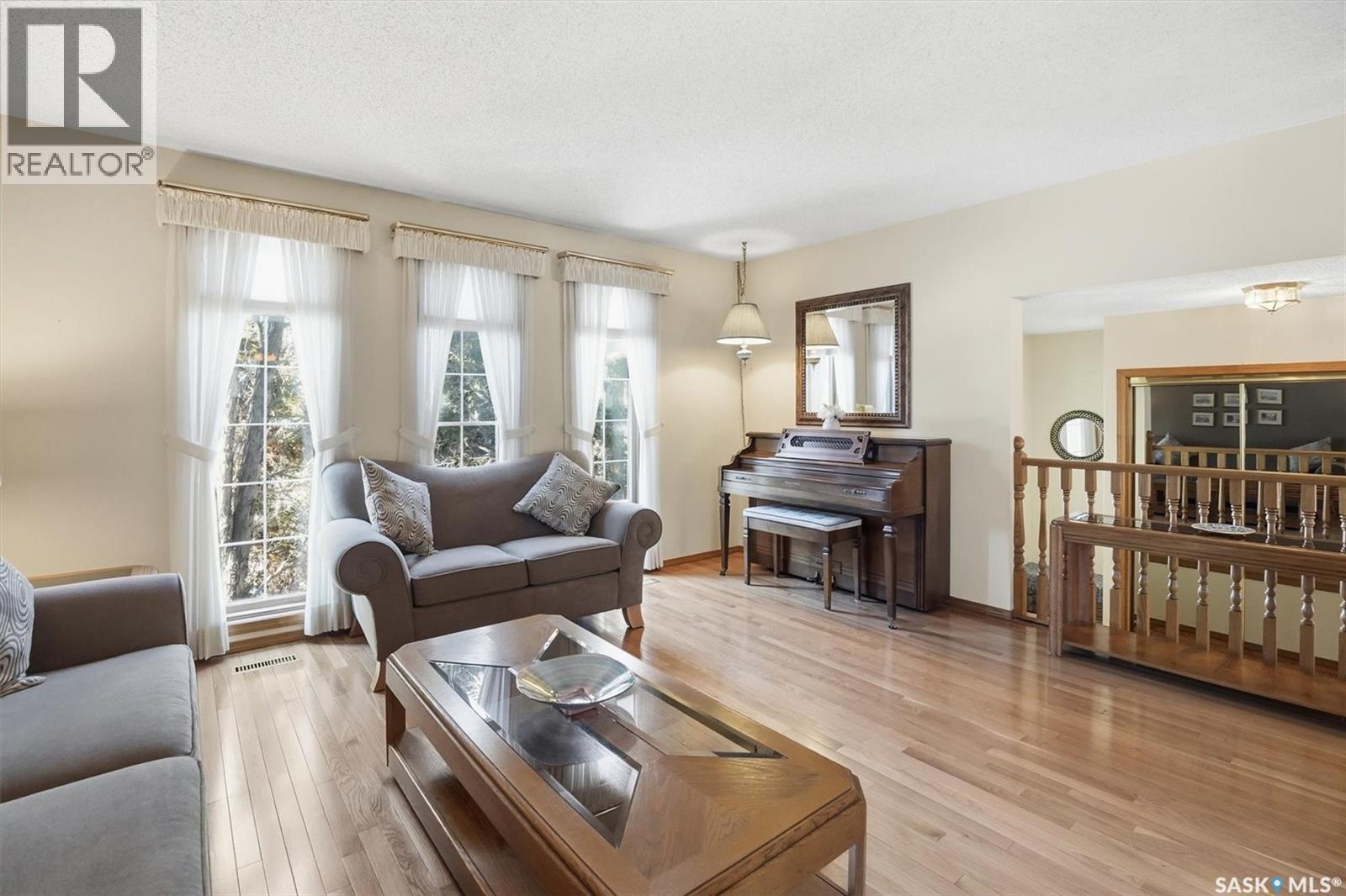 458 Charlebois Terrace, Saskatoon, Saskatchewan  S7K 5K1 - Photo 3 - SK028490