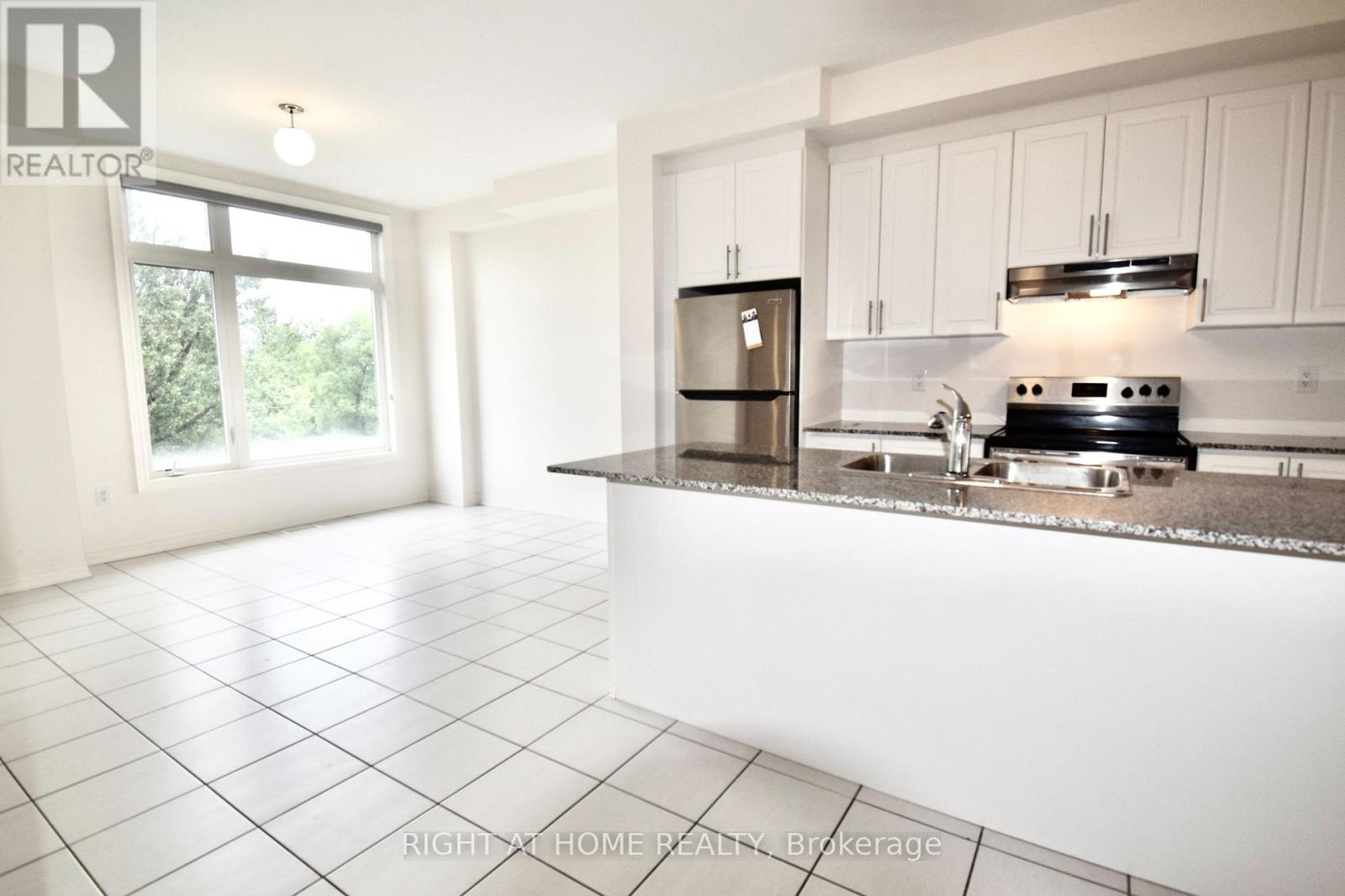 37 Queenpost Drive, Brampton, Ontario  L6Y 6L2 - Photo 13 - W12787230