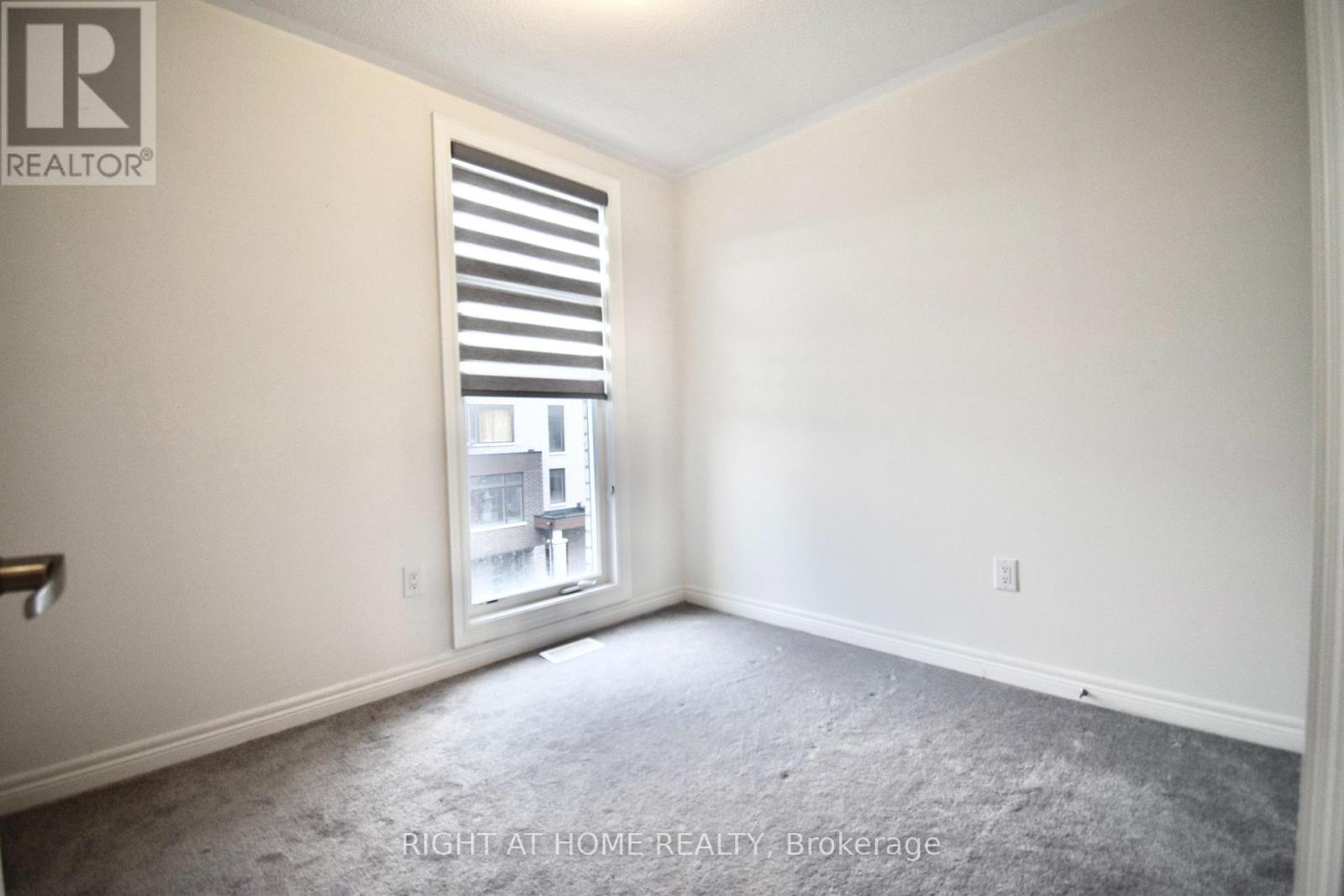 37 Queenpost Drive, Brampton, Ontario  L6Y 6L2 - Photo 23 - W12787230