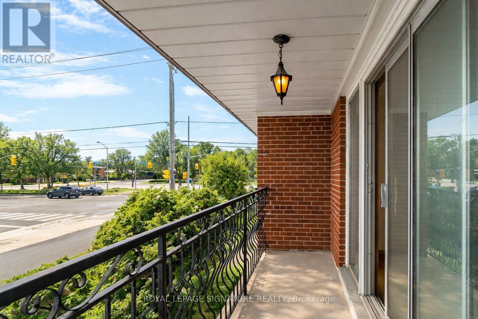 163 Milady Road, Toronto, Ontario  M9L 2J1 - Photo 24 - W12787236