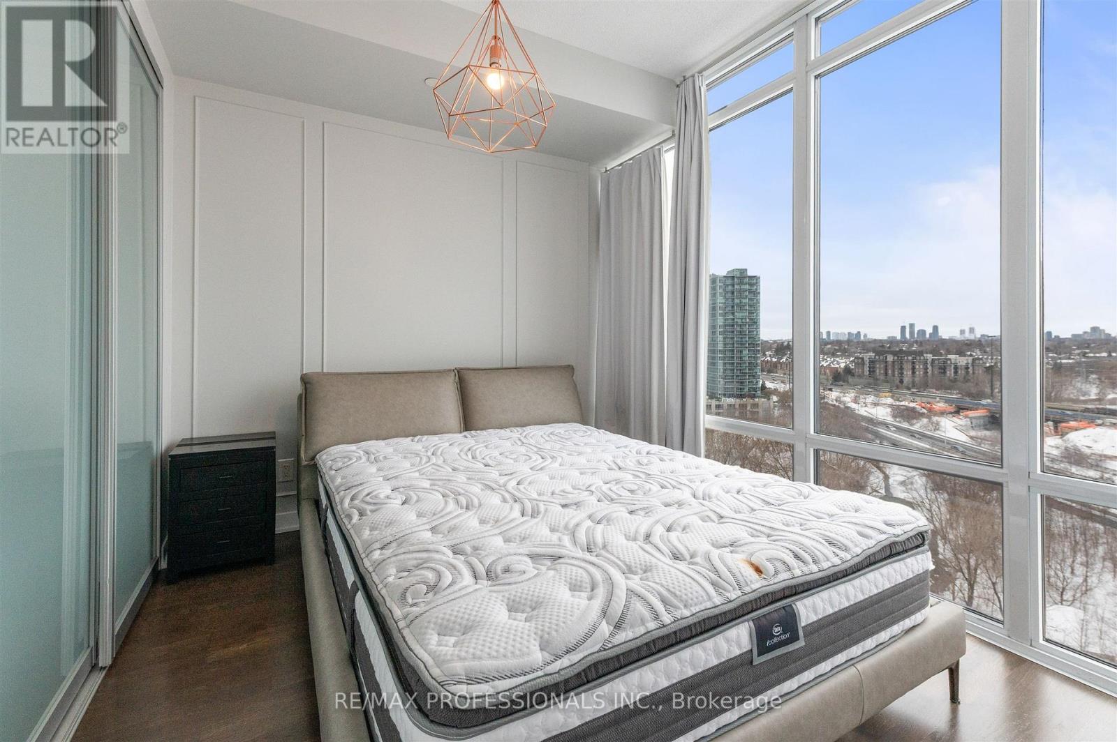 1511 - 90 Park Lawn Road, Toronto, Ontario  M8Y 0B6 - Photo 15 - W12787252