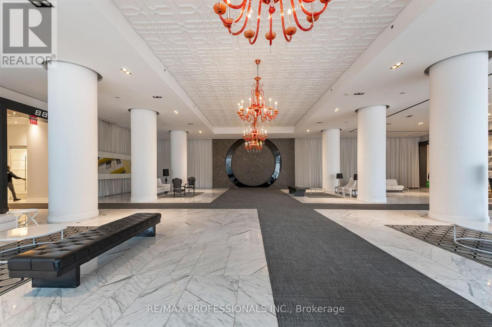 1511 - 90 Park Lawn Road, Toronto, Ontario  M8Y 0B6 - Photo 2 - W12787252